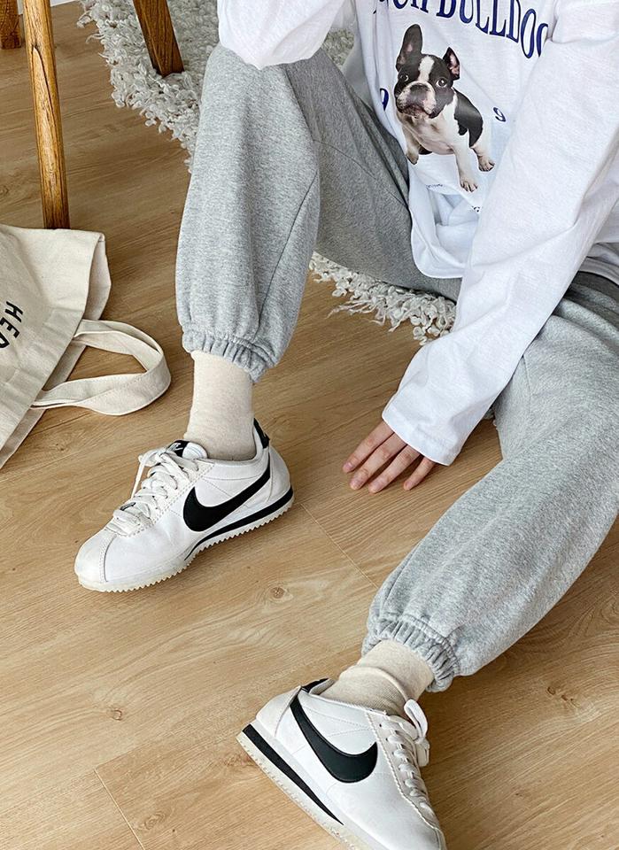 ストリング付ジョガーパンツ・t00132 レディース 【pt】ボトムス ロング ロングパンツ ジョガーパンツ ストリング付 スウェット ロング丈 無地 単色 ベーシック シンプル フェミニン カジュアル 秋 冬 春 韓国ファッション