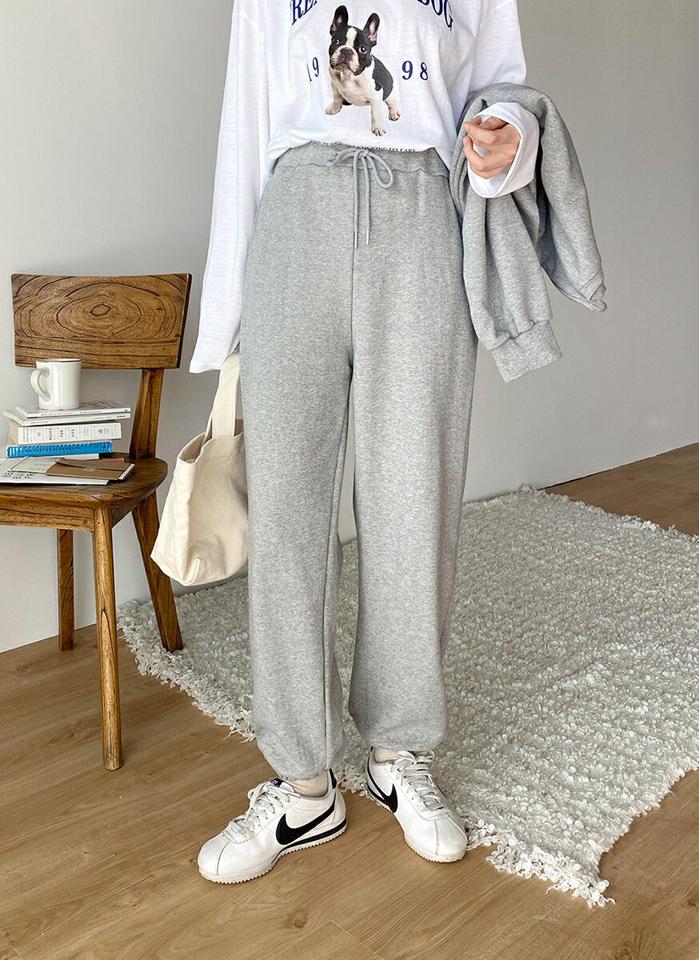 ストリング付ジョガーパンツ・t00132 レディース 【pt】ボトムス ロング ロングパンツ ジョガーパンツ ストリング付 スウェット ロング丈 無地 単色 ベーシック シンプル フェミニン カジュアル 秋 冬 春 韓国ファッション