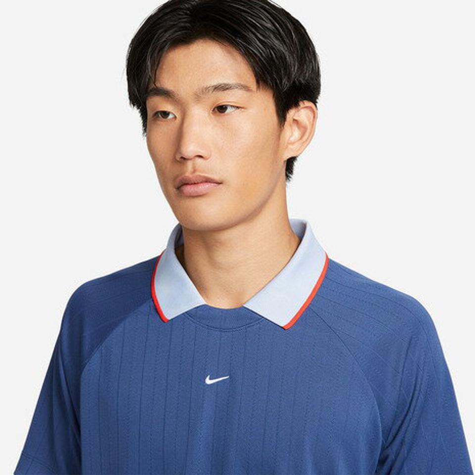 【10%OFFクーポン 2/16まで】ナイキ（NIKE）（メンズ）サッカーウェア Dri-FIT F.C. トリビューナ 半袖シャツ DH9687-410