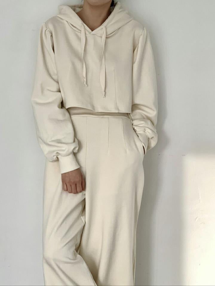 【送料無料】パフダーツパーカー&スウェットパンツSET・p002051 レディース 【pt】セットアップ セット setup トップス パーカー トレーナー 長袖 単色 無地 ベーシック パンツ ワイド ゆったり 楽ちん 秋 冬 カジュアル ラフ 韓国ファッション MKT