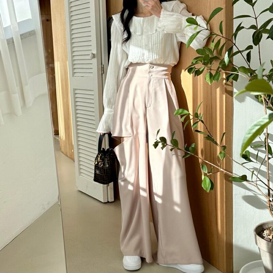 サイドスリットワイドツーボタンパンツ・p002069 レディース 【pt】パンツ ロング丈 ワイド スリット カットアウト 単色 無地 シンプル ベーシック パステル ハイウエスト 秋 春 ユニーク かわいい 可愛い 韓国ファッション MKT