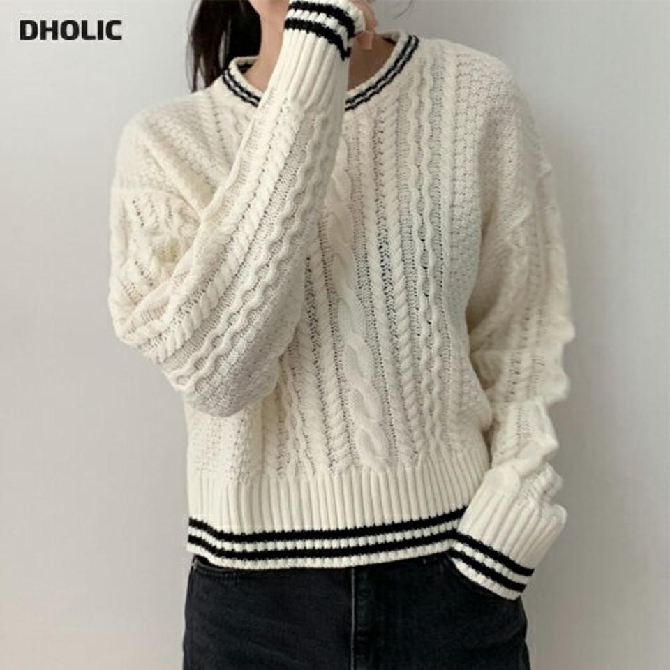 配色ラインケーブルニット・p002255 レディース 【tops】トップス ニット 長袖 柄 模様 配色 ライン ケーブル編み ケーブルニット モノトーン 秋 冬 かわいい 可愛い 端正 白 黒 韓国ファッション MKT