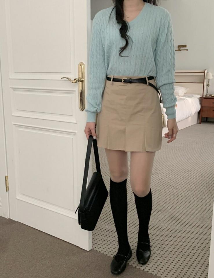 【マラソン特価】ケーブルVネックニット・p001806 レディース 【tops】トップス ニット 長袖 単色 無地 シンプル ベーシック ケーブル編み ケーブルニット パステル Vネック 鎖骨 デコルテ 秋 冬 カジュアル 端正 韓国ファッション MKT