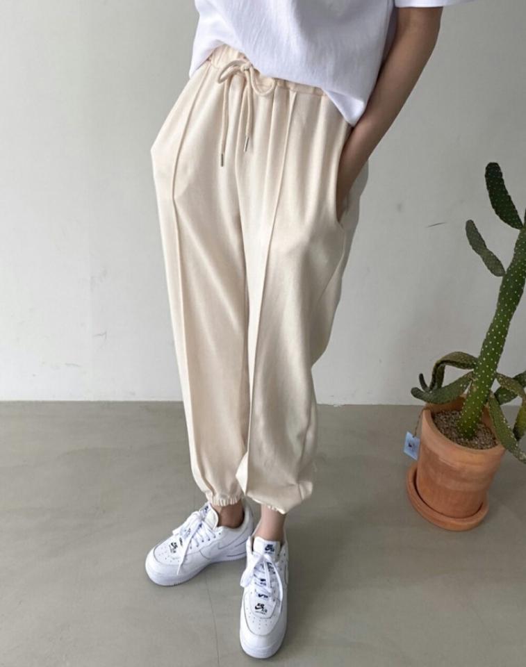 ドロストスウェットジョガーパンツ・p001811 レディース 【pt】パンツ ロング丈 単色 無地 シンプル ベーシック ドロスト スウェット ジョガーパンツ ウエストゴム 春 夏 秋 冬 カジュアル ラフ 楽ちん 運動 スポーツ 韓国ファッション MKT