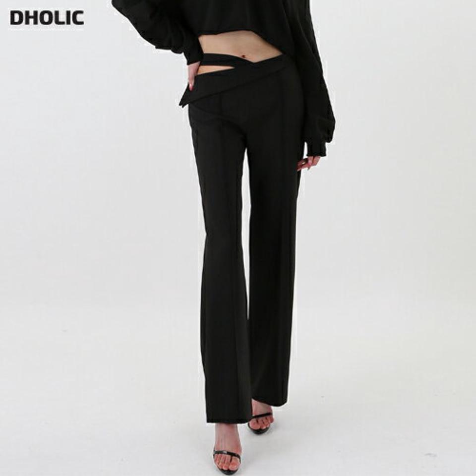 【送料無料】アシメストラップパンツ・p002325 レディース 【pt】パンツ ロング丈 単色 無地 シンプル ベーシック アシメ ユニーク ストレート 春 夏 秋 冬 カジュアル モード かっこいい 韓国ファッション MKT