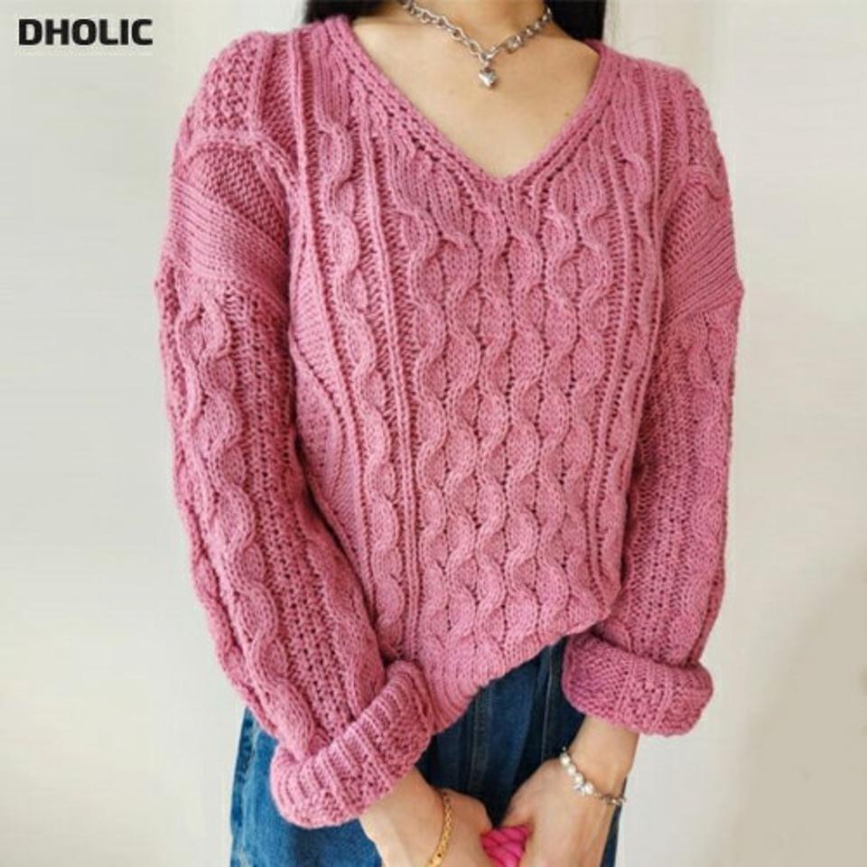 【マラソン特価】Vネックウェーブケーブルニット・p002441 レディース 【tops】ニット 長袖 トップス 単色 柄 模様 ケーブル編み ケーブルニット Vネック 鎖骨 デコルテ ドロップショルダー ルーズ 秋 冬 カジュアル ラフ ピンク 韓国ファッション MKT セール