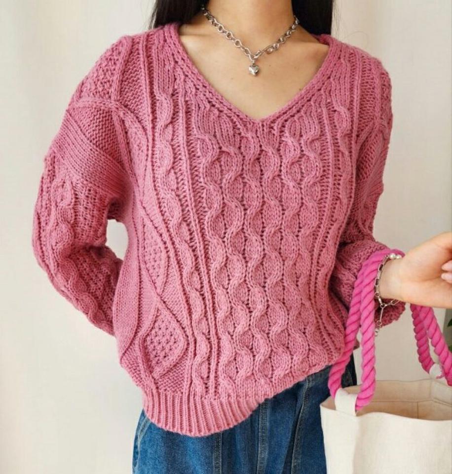 【マラソン特価】Vネックウェーブケーブルニット・p002441 レディース 【tops】ニット 長袖 トップス 単色 柄 模様 ケーブル編み ケーブルニット Vネック 鎖骨 デコルテ ドロップショルダー ルーズ 秋 冬 カジュアル ラフ ピンク 韓国ファッション MKT セール