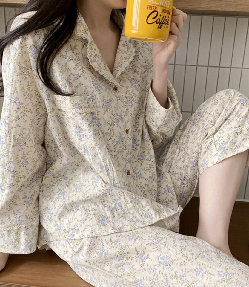 花柄レースコットンパジャマSET・p002327 レディース 【uw】パジャマ セット set トップス シャツ 長袖 柄 模様 花柄 レース コットン 綿 ボタン ぼたん パンツ ロング丈 総柄 秋 冬 春 かわいい 可愛い キュート パステル 韓国ファッション MKT