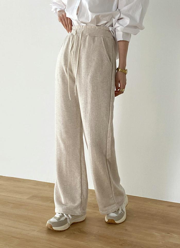 ストリング付ワイドスウェットパンツ・b00344 レディース 【pt】ボトムス ロング ロングパンツ ワイド ストレート ハイウエスト ドローストリング 綿 コットン 無地 単色 シンプル フェミニン カジュアル 秋 冬 春 韓国ファッション