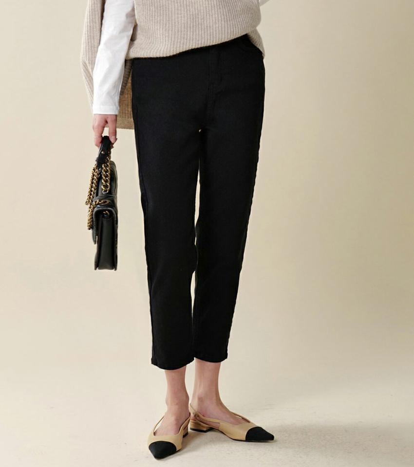 タイトクロップドパンツ・t00131 レディース 【pt】ボトムス ロング ロングパンツ タイト ストレート クロップド丈 ハイウエスト ベルトループ 無地 単色 ベーシック シンプル フェミニン カジュアル 秋 冬 春 韓国ファッション