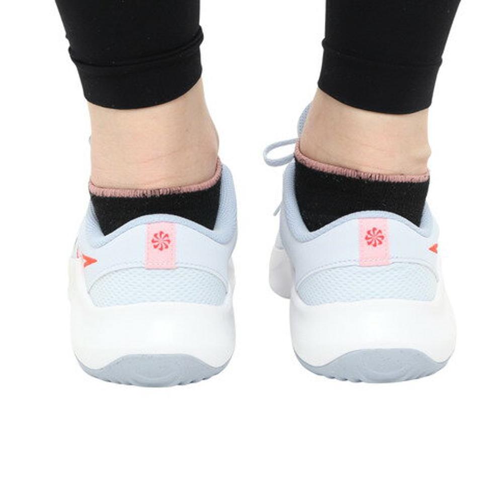 ナイキ（NIKE）（レディース）ジムシューズ レジェンド エッセンシャル 3 NN アイスグレー DM1119-005 スニーカー トレーニング 運動 ジョギング