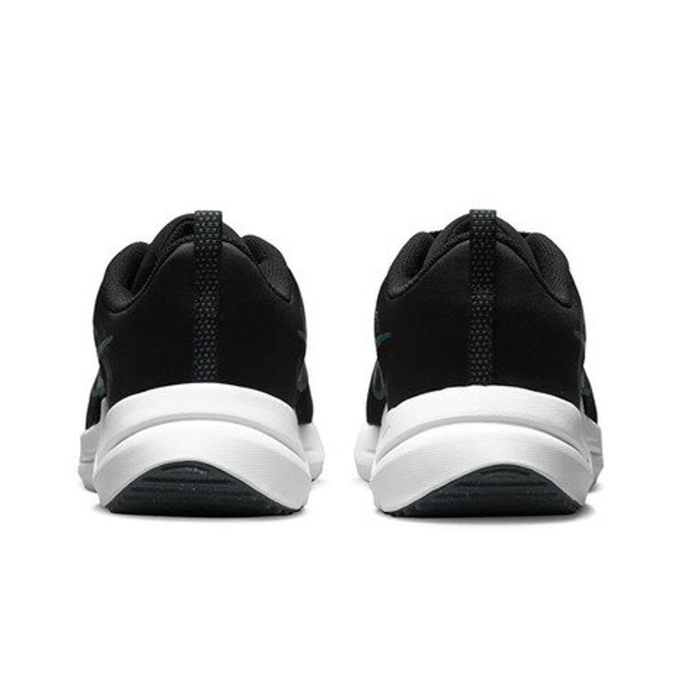 ナイキ（NIKE）（メンズ）ランニングシューズ ダウンシフター 12 ブラック 黒 DD9293-010 ジョギング スニーカー 通気性 軽量 普段履き 部活 通勤 通学 運動靴