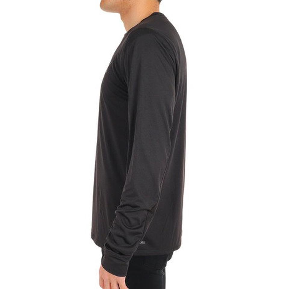 【20%OFFクーポン対象！5/15まで】プーマ（PUMA）（メンズ）長袖Tシャツ メンズ RUN FAVORITE 523669 01 BLK