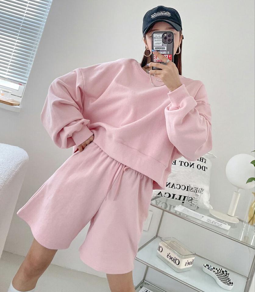 クロップドスウェット&ハーフパンツSET・p002482 レディース 【pt】セットアップ セット setup トップス スウェット トレーナー 長袖 単色 無地 シンプル ベーシック ドロップショルダー パンツ ハーフ丈 秋 冬 カジュアル 韓国ファッション MKT