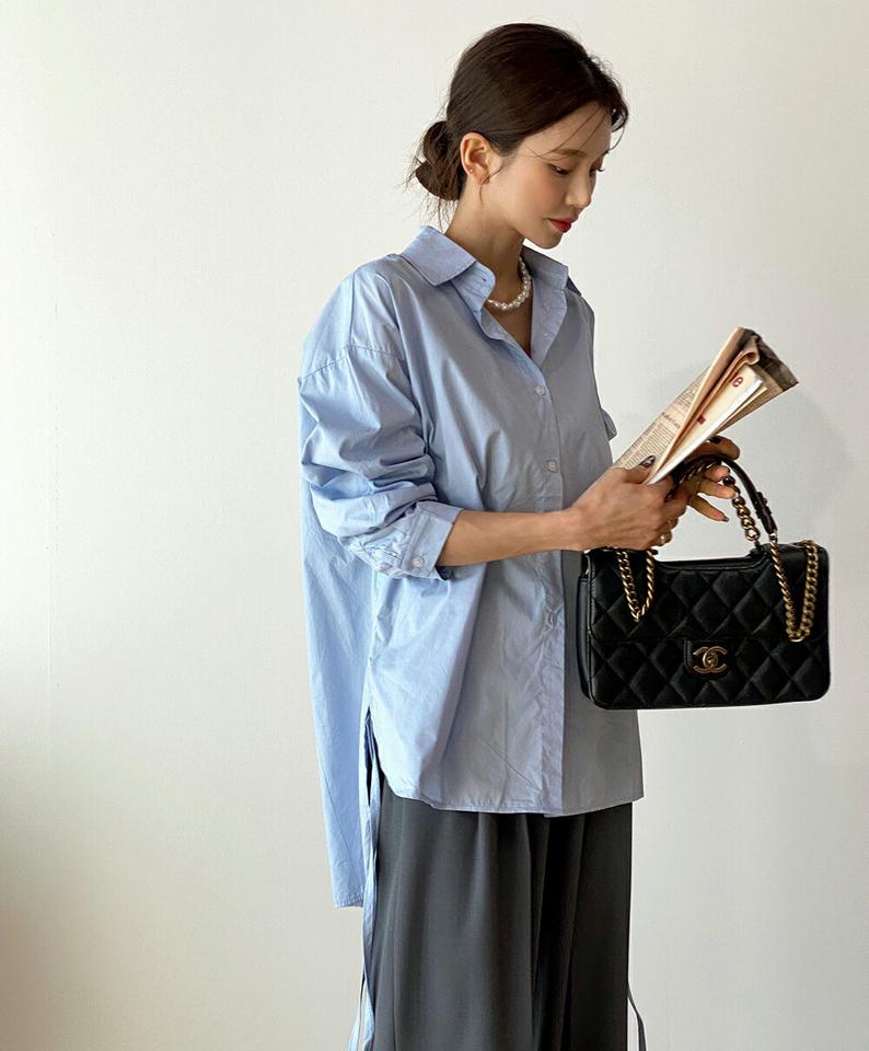 サイドリボンロングシャツ・b00151 レディース 【bl】トップス シャツ カラーネック 長袖 ラウンドヘム アンバランス丈 リボン コットン 綿 無地 単色 シンプル かわいい 可愛い カジュアル フェミニン 秋 冬 春 韓国ファッション