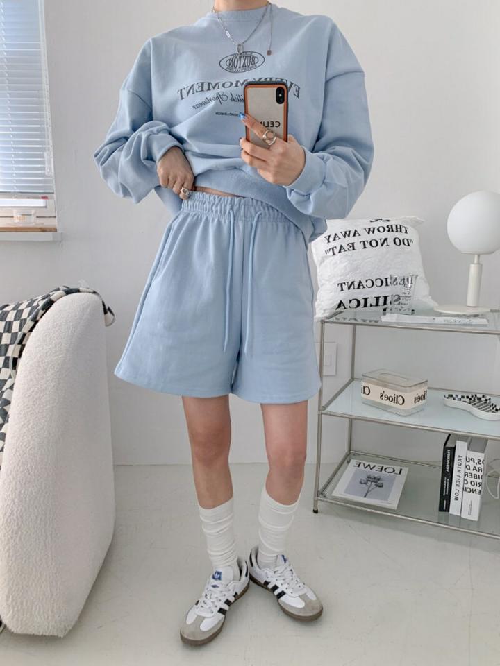 EVERY MOMENTスウェット&ドロストハーフパンツSET・p002486 レディース 【pt】セットアップ セット setup トップス スウェット トレーナー 長袖 柄 模様 ロゴ ロゴT パンツ ショート丈 ショーパン ドロスト 秋 冬 カジュアル 韓国ファッション MKT