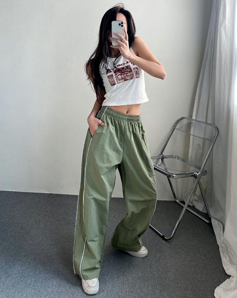 【マラソン特価】ナイロンパイピングワイドパンツ・p002543 レディース 【pt】パンツ ロング丈 ワイド 柄 模様 配色 パイピング ウエストゴム 楽ちん 長ズボン ズボン 秋 冬 カジュアル ラフ ゆったり かっこいい スポーティ 韓国ファッション MKT セール