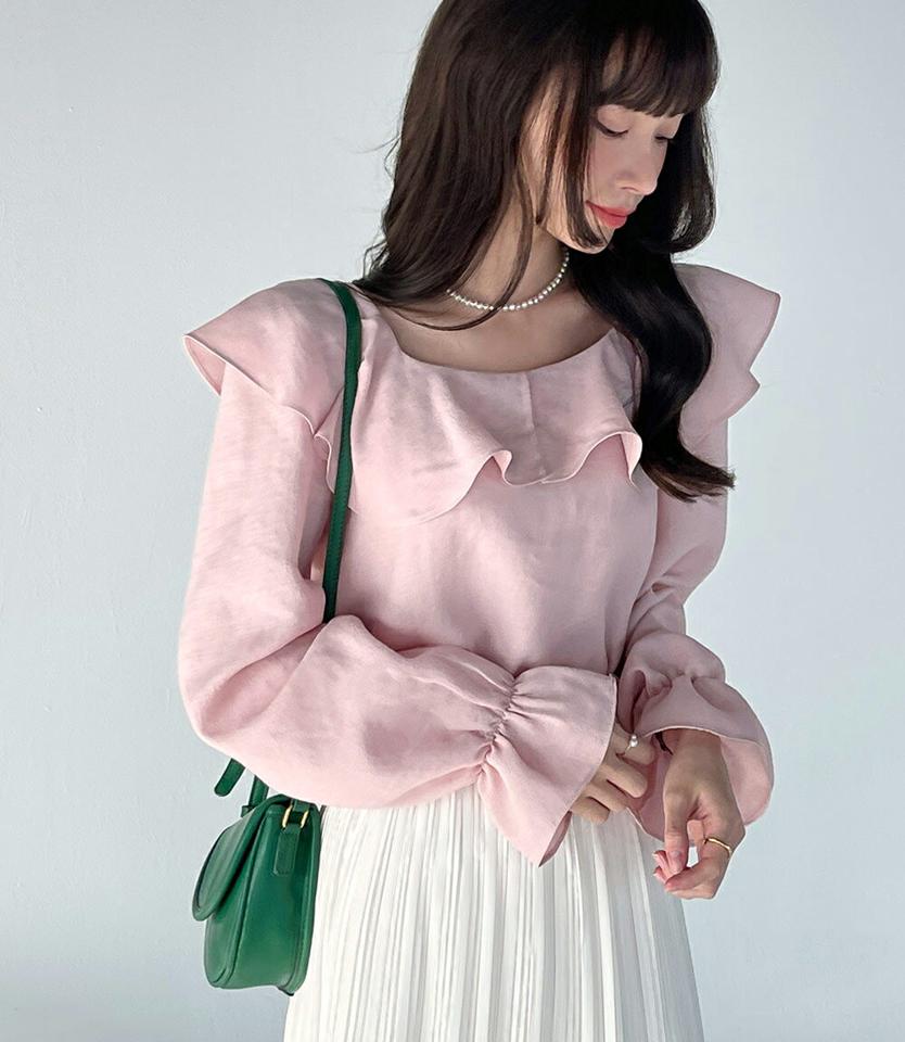 スクエアフリルネックブラウス・t67237 レディース 【bl】トップス ブラウス カラースクエアネック フリルネック 長袖 クロップド丈 無地 単色 シンプル 大人 かわいい 可愛い カジュアル フェミニン 秋 冬 春 韓国ファッション