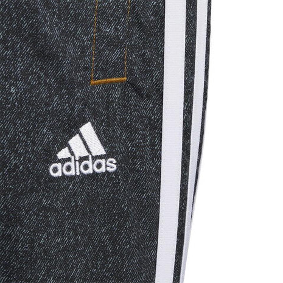 アディダス(adidas)(キッズ)キッズ デニム 総柄プリント ルーズフィット ウーブントラックパンツ BUK57-IB0257