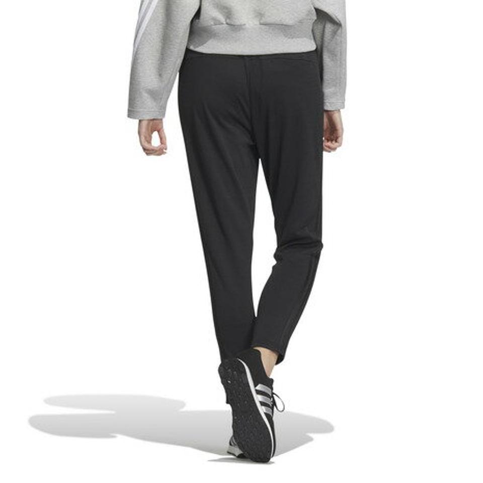 アディダス(adidas)(レディース)シーズナル スポーツウェア レギュラーフィット ダブルニット スリーストライプス ティロ テーパードパンツ BUJ53-IA5244