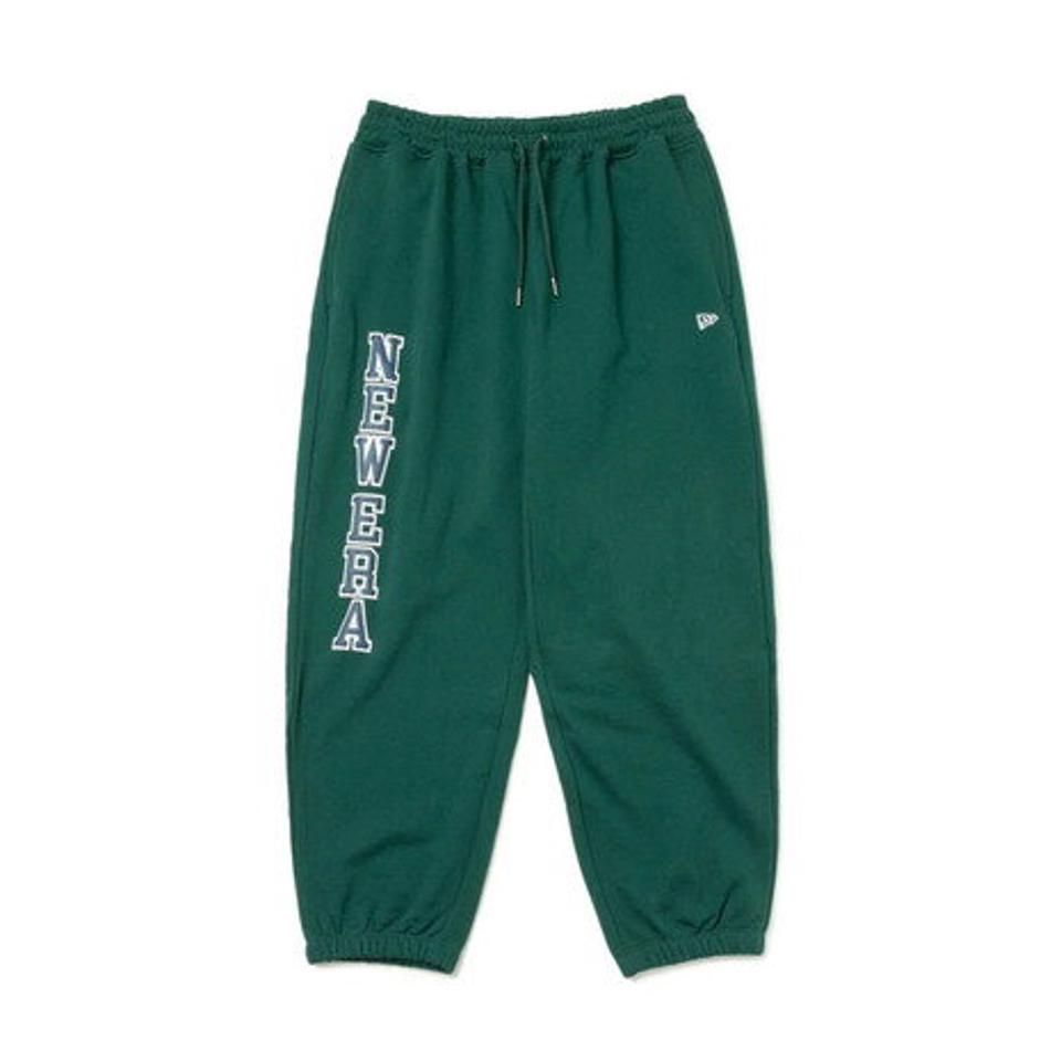 ニューエラ(NEW ERA)(メンズ)裏毛 オーバーサイズド スウェットパンツ Classic College カレッジロゴ ダークグリーン 13330901