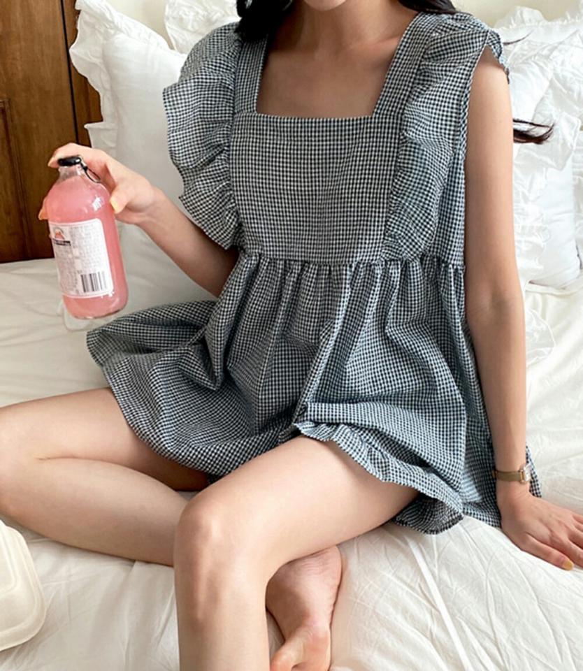 フリルノースリチェックパジャマSET・p002659 レディース 【uw】セット パジャマ set トップス ノースリーブ スリーブレス 柄 模様 フリル スクエアネック 鎖骨 デコルテ チェック パンツ ショート 部屋着 ルームウェア 春 夏 韓国ファッション MKT