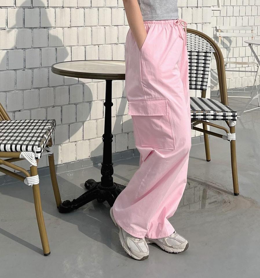 2WAYカーゴパンツ・p002891 レディース 【pt】パンツ ロング丈 単色 無地 シンプル ベーシック カーゴ ジョガーパンツ 2WAY ワイド 秋 冬 カジュアル ラフ 楽ちん 韓国ファッション MKT