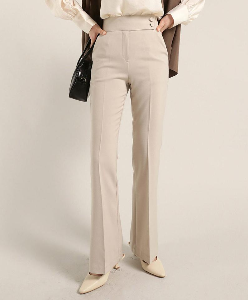 くるみツーボタンフレアスラックス・t00218 レディース 【pt】ボトムス ロング ロングパンツ スラックス センタープレス フレア くるみボタン ハイウエスト ロング丈 無地 単色 シンプル フェミニン カジュアル 秋 冬 春 韓国ファッション