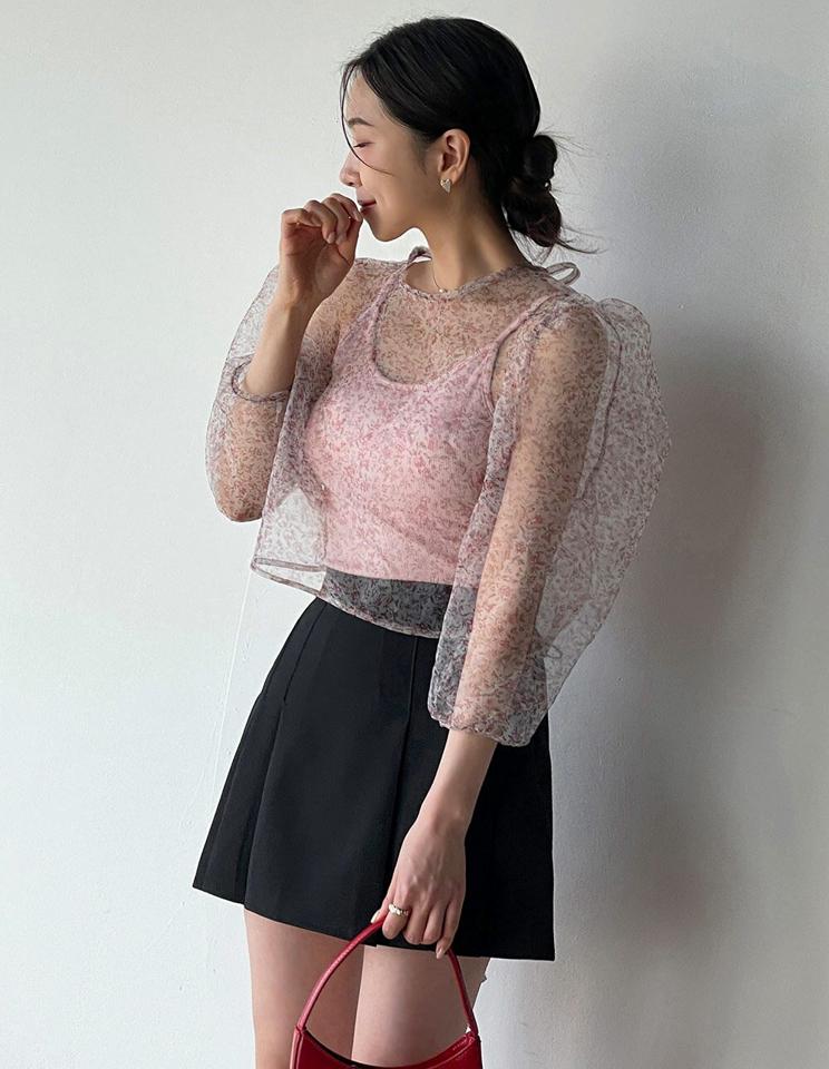 花柄シアーリボンパフブラウス・t00434 レディース 【bl】トップス ブラウス Vネック 7分袖 パフ 花柄 フローラル フラワー シアー ギャザー クロップド丈 シンプル 大人 かわいい 可愛い カジュアル フェミニン 秋 冬 春 韓国ファッション