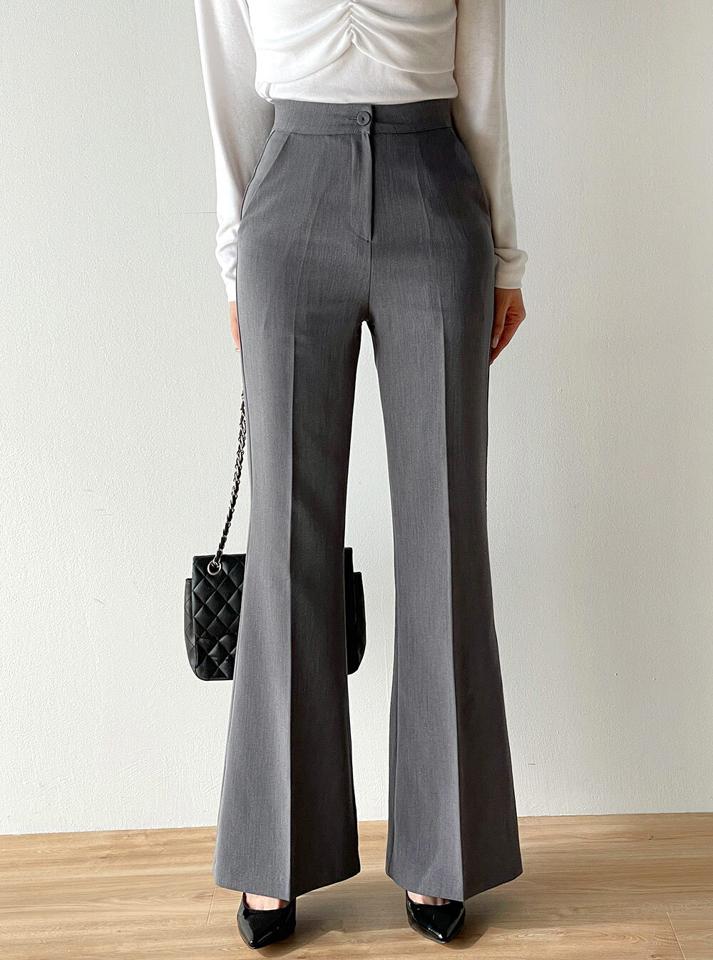 【マラソン特価】くるみボタンフレアスラックス・t00449 レディース 【pt】ボトムス ロング ロングパンツ スラックス センタープレス ヒップダーツ スリム フレア ハイウエスト ロング丈 無地 単色 シンプル フェミニン カジュアル 秋 冬 春 韓国ファッション