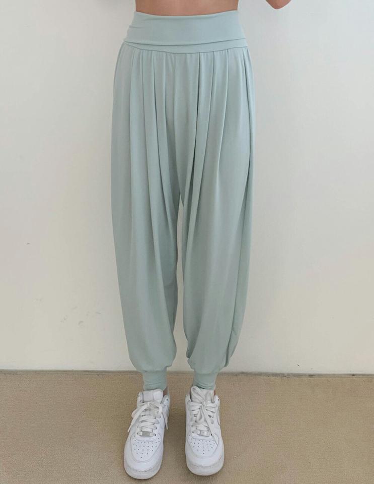 タックバルーンジョガーパンツ・p002847 レディース 【pt】 韓国ファッション ボトムス パンツ ハイウエスト ハイライズ ハイウエスト ルーズ 体型カバー タック ユニーク 運動 トレーニング ランニング ジム フィットネス カジュアル 春 秋 MKT