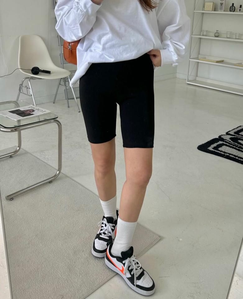 【マラソン特価】ハーフレギンス・p002987 レディース 【pt】パンツ ショート丈 レギンス スリム 細身 タイト 短パン 春 夏 秋 冬 運動 カジュアル ラフ スポーツ ジムウェア ヨガ 韓国ファッション MKT セール