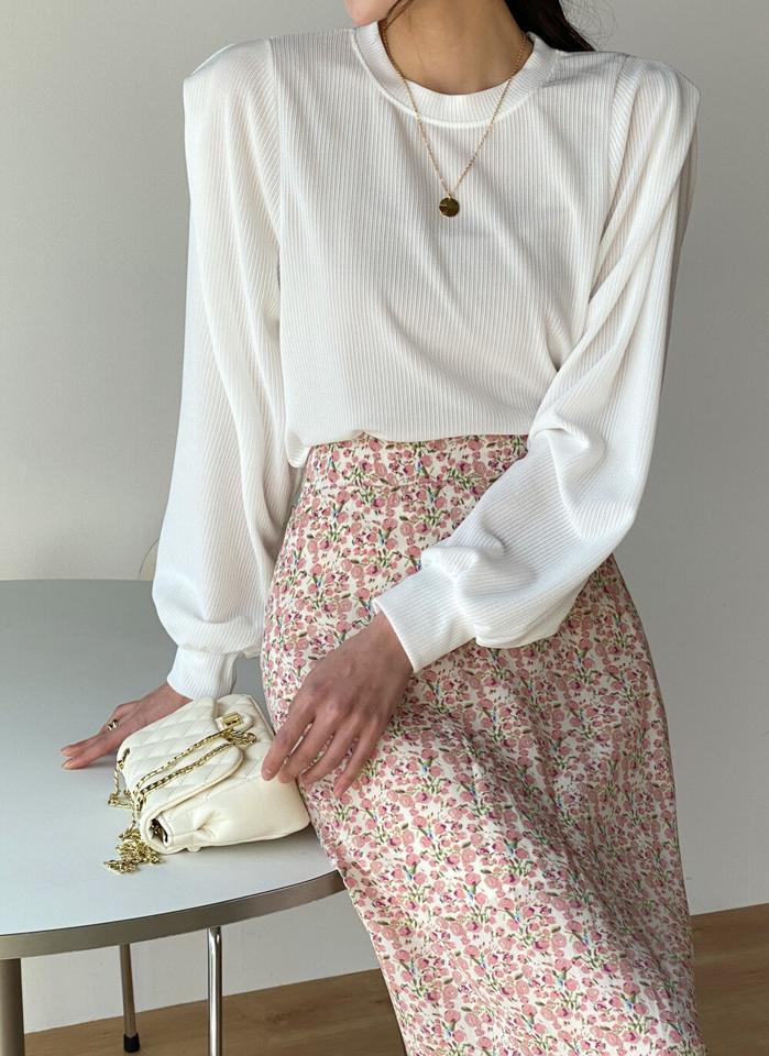 パワーショルダーリブTシャツ・t00451 レディース 【tops】トップス Tシャツ ラウンドネック 長袖 パワーショルダー リブ ギャザー 単色 シンプル フェミニン カジュアル かわいい 可愛い シック 春 秋 韓国ファッション