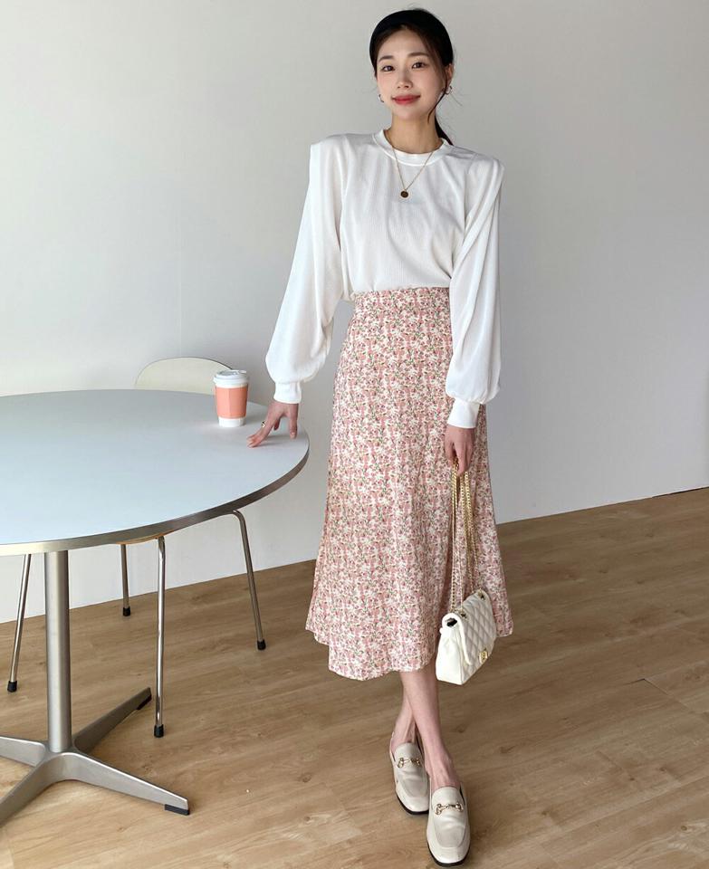 パワーショルダーリブTシャツ・t00451 レディース 【tops】トップス Tシャツ ラウンドネック 長袖 パワーショルダー リブ ギャザー 単色 シンプル フェミニン カジュアル かわいい 可愛い シック 春 秋 韓国ファッション