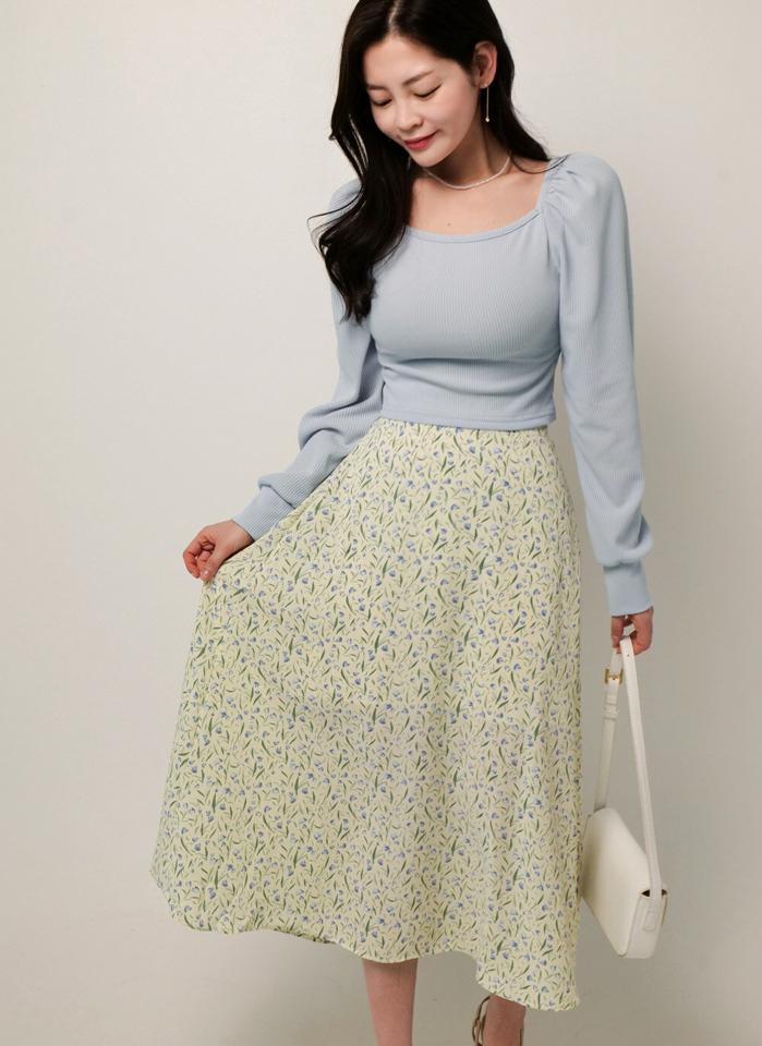 【10%OFF】スクエアネックパフTシャツ・t00743 レディース 【tops】トップス Tシャツ スクエアネック 長袖 パフ 肩ギャザー リブ クロップド丈 単色 シンプル フェミニン カジュアル かわいい 可愛い 春 秋 韓国ファッション kw