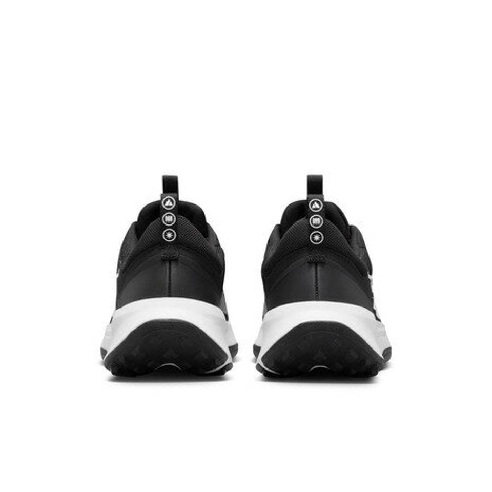 ナイキ（NIKE）（メンズ）ランニングシューズ ジュニパー トレイル 2 ブラック DM0822-001 スニーカー トレイラン オフロード 安定性 耐久性 通気性