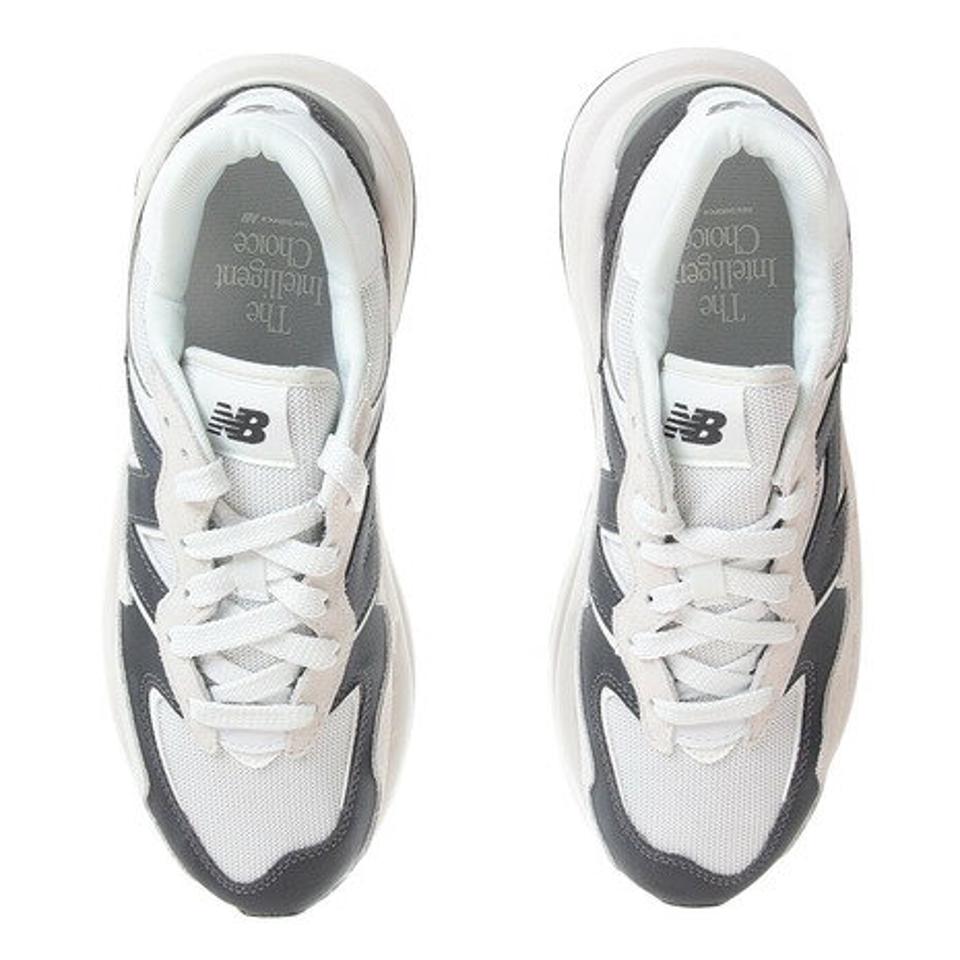 【12/10 24h限定 エントリー＆対象4店舗買い回りで最大P10倍！】ニューバランス（new balance）（メンズ、レディース）スニーカー 57/40 CPC ホワイト ブラック M5740CPC D タウン カジュアル ランニング 通勤 登校 日常履き