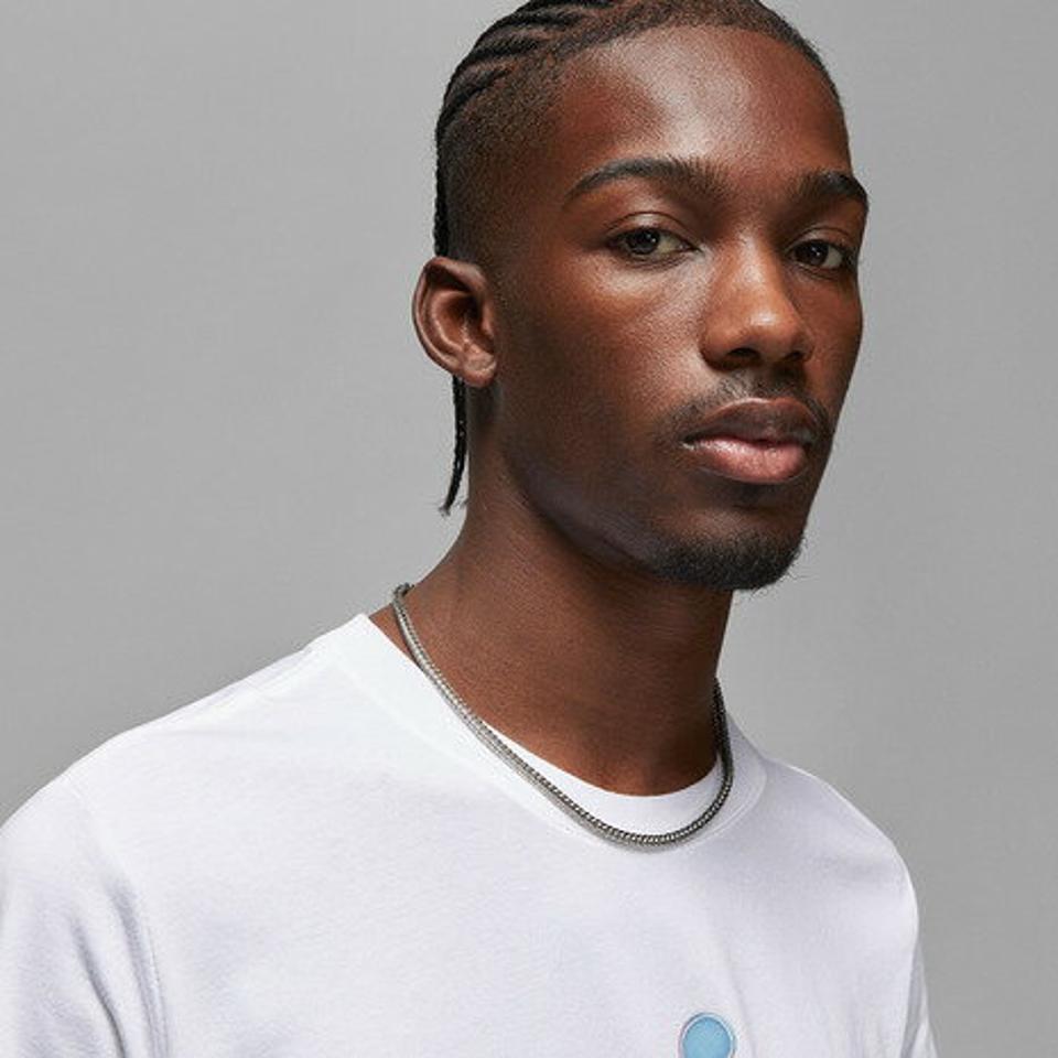 ジョーダン(JORDAN)(メンズ)バスケットボールウェア グラフィック Tシャツ DV8415-100