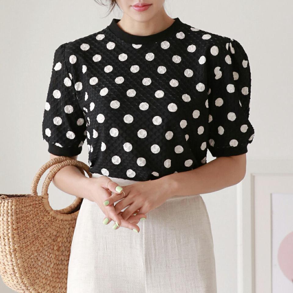 ドットテクスチャー半袖Tシャツ・p003175 レディース 【tops】トップス Tシャツ 半袖 柄 模様 ドット 総柄 モノトーン パフ袖 パフスリーブ 春 夏 キュート かわいい 可愛い ラブリー 韓国ファッション MKT