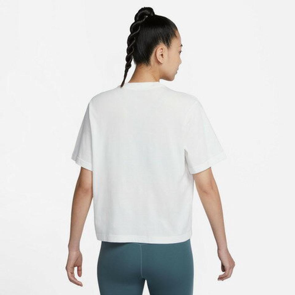 ナイキ（NIKE）（レディース）半袖Tシャツ レディース 白 スウッシュ フライ ボクシー FB2583-133