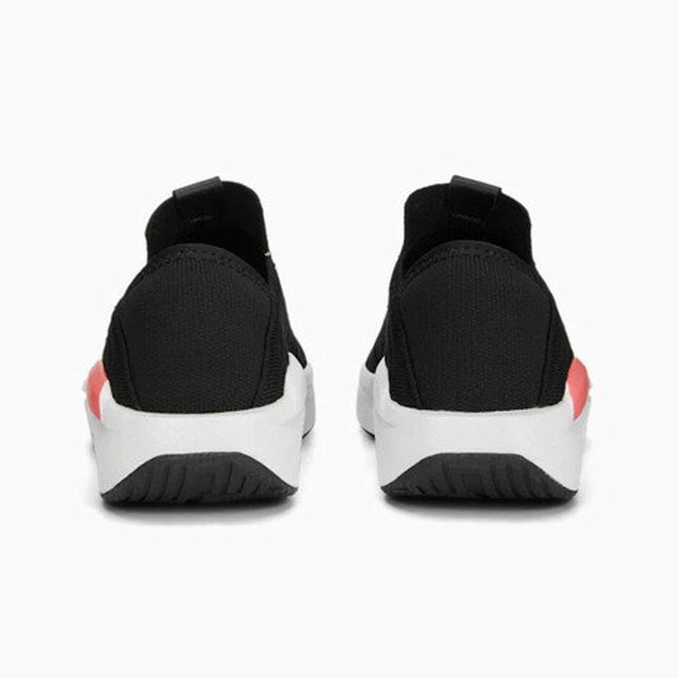 プーマ（PUMA）（レディース）スニーカー エンライテン 37644612 カジュアル シューズ トレーニング スリッポン ジム 室内履き クッション