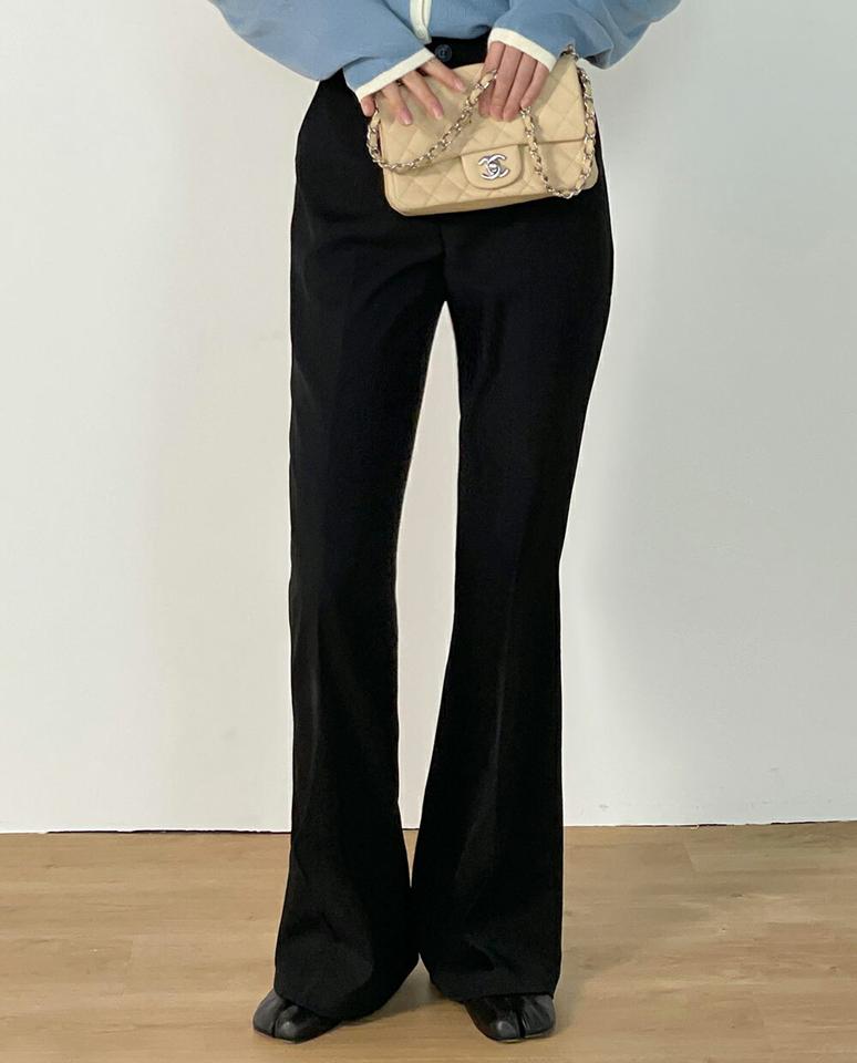 スリムフレアスラックス・t00265 レディース 【pt】ボトムス ロング ロングパンツ スラックス スリム フレア センタープレス ハイウエスト フルレングス ヒップダーツ ロング丈 無地 単色 シンプル フェミニン カジュアル 春 秋 韓国ファッション