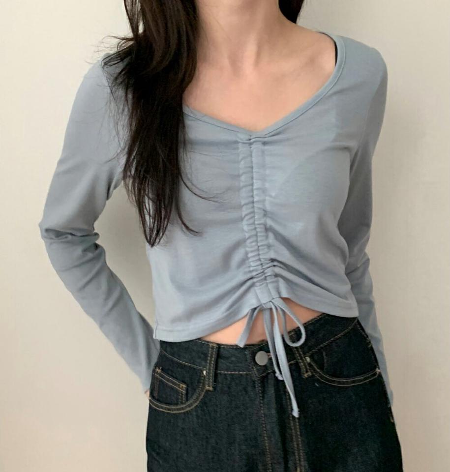 ストリングクロップドTシャツ・p003376 レディース 【tops】トップス Tシャツ 長袖 単色 無地 シンプル ベーシック クロップド丈 Vネック 鎖骨 デコルテ ストリング へそ出し セクシー 秋 冬 パステル カジュアル ラフ 韓国ファッション MKT