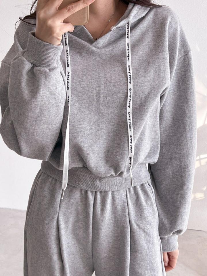 【マラソン特価】レタリングドロストパーカー&スウェットパンツSET・p003546 レディース 【pt】セットアップ セット setup トップス パーカー 長袖 単色 無地 レタリング フード フーディ パンツ スウェット トレーナー ロング丈 秋 冬 韓国ファッション MKT セール