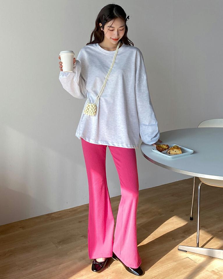 サイドスリットリブフレアパンツ・t71945 レディース 【pt】ボトムス ロング ロングパンツ スリット リブ フルレングス ウエストゴム フレア ハイウエスト ロング丈 無地 単色 シンプル フェミニン カジュアル モダン 春 秋 韓国ファッション