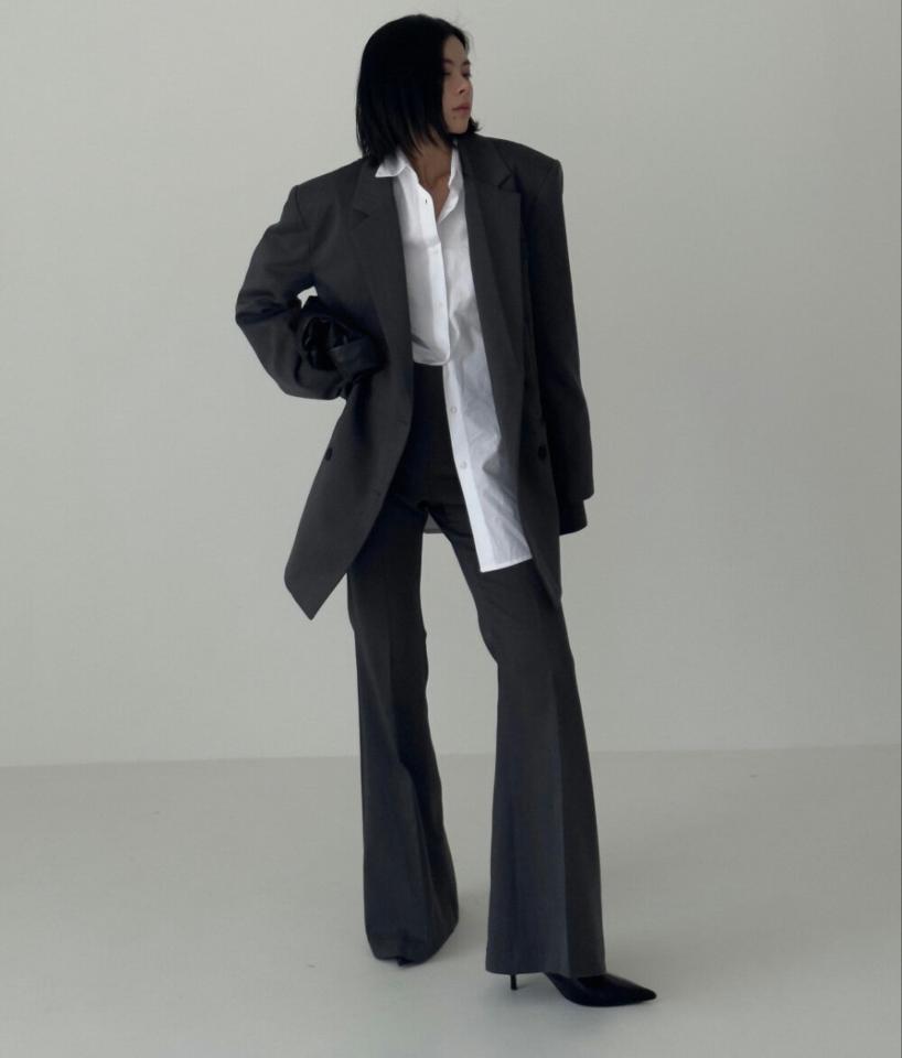 フレアスラックス・p003578 レディース 【pt】パンツ ロング丈 スラックス 単色 無地 シンプル ベーシック フレア タイト 細身 スリム 秋 冬 かっこいい フルレングス 大人 モード 韓国ファッション MKT