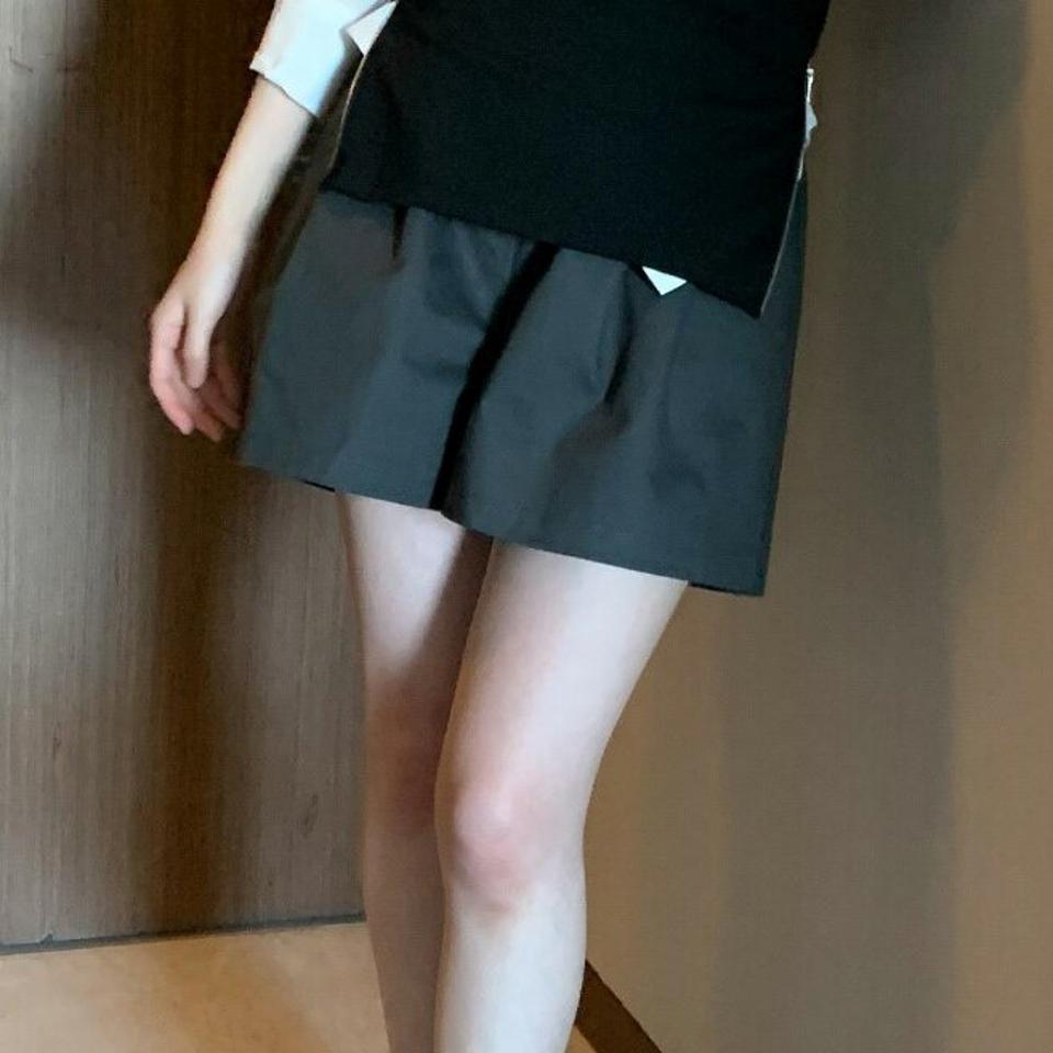 ツータックショートパンツ・p003257 レディース 【pt】パンツ ショート丈 ショートパンツ 単色 無地 シンプル ベーシック タック ベルトループ 春 夏 かわいい 可愛い カジュアル ラフ 韓国ファッション MKT