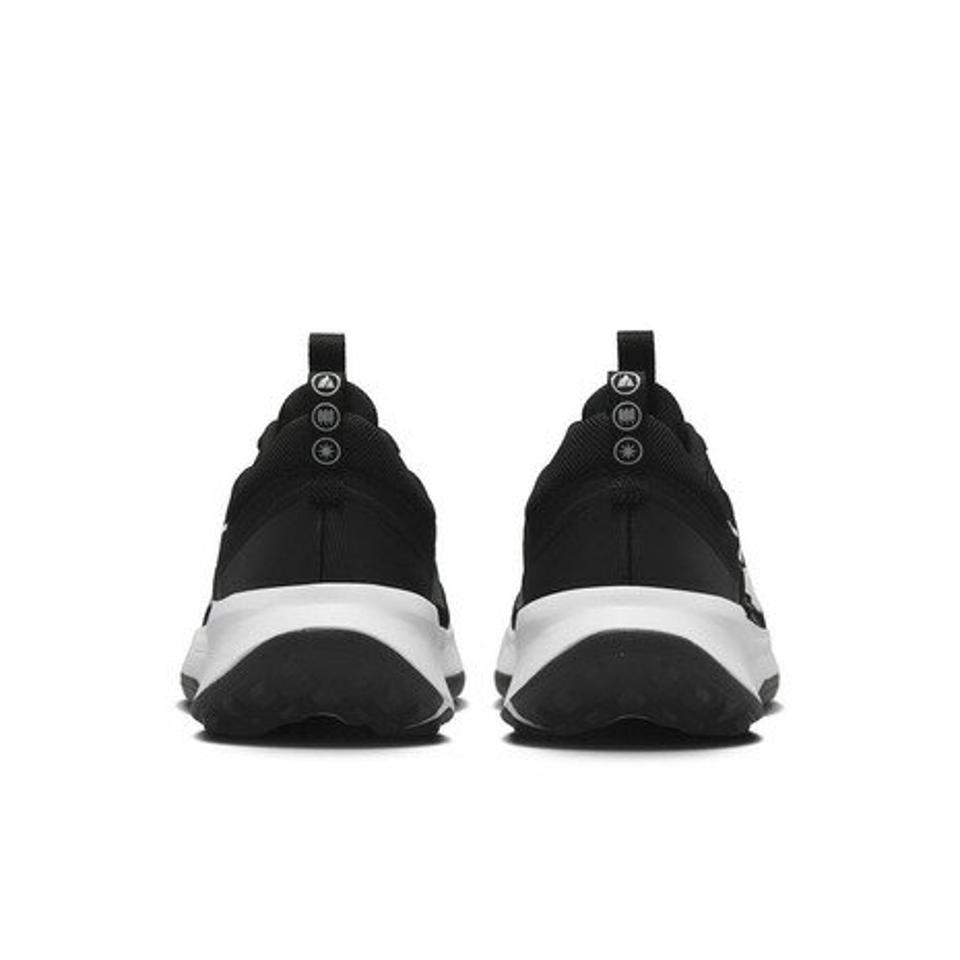 ナイキ（NIKE）（レディース）ランニングシューズ ジュニパー トレイル2 ブラック DM0821-001 スニーカー トレイル オフロード ハイキング 耐久性 通気性