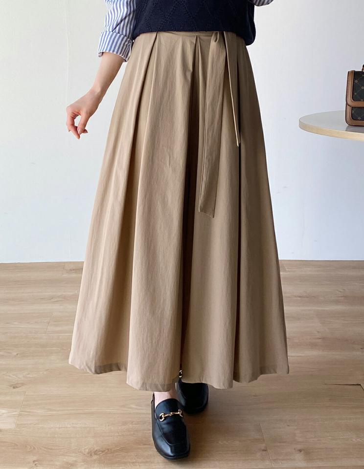 ストラップ付タックフレアパンツ・b00388 レディース 【pt】ボトムス ロング ロングパンツ ディープタック ワイド フレア ハイウエスト バックゴム ロング丈 無地 単色 シンプル フェミニン カジュアル 春 秋 韓国ファッション