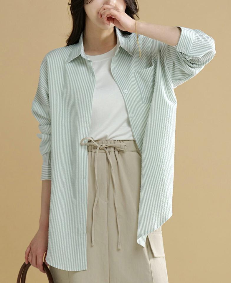 【10%OFF】シアサッカーストライプシャツ・t00283 レディース 【tops】 韓国ファッション トップス シャツ カラーネック シアサッカー素材 ラウンドヘム ドロップショルダー 長袖 ストライプ カラバリ 春 夏 カジュアル カジュアル kw